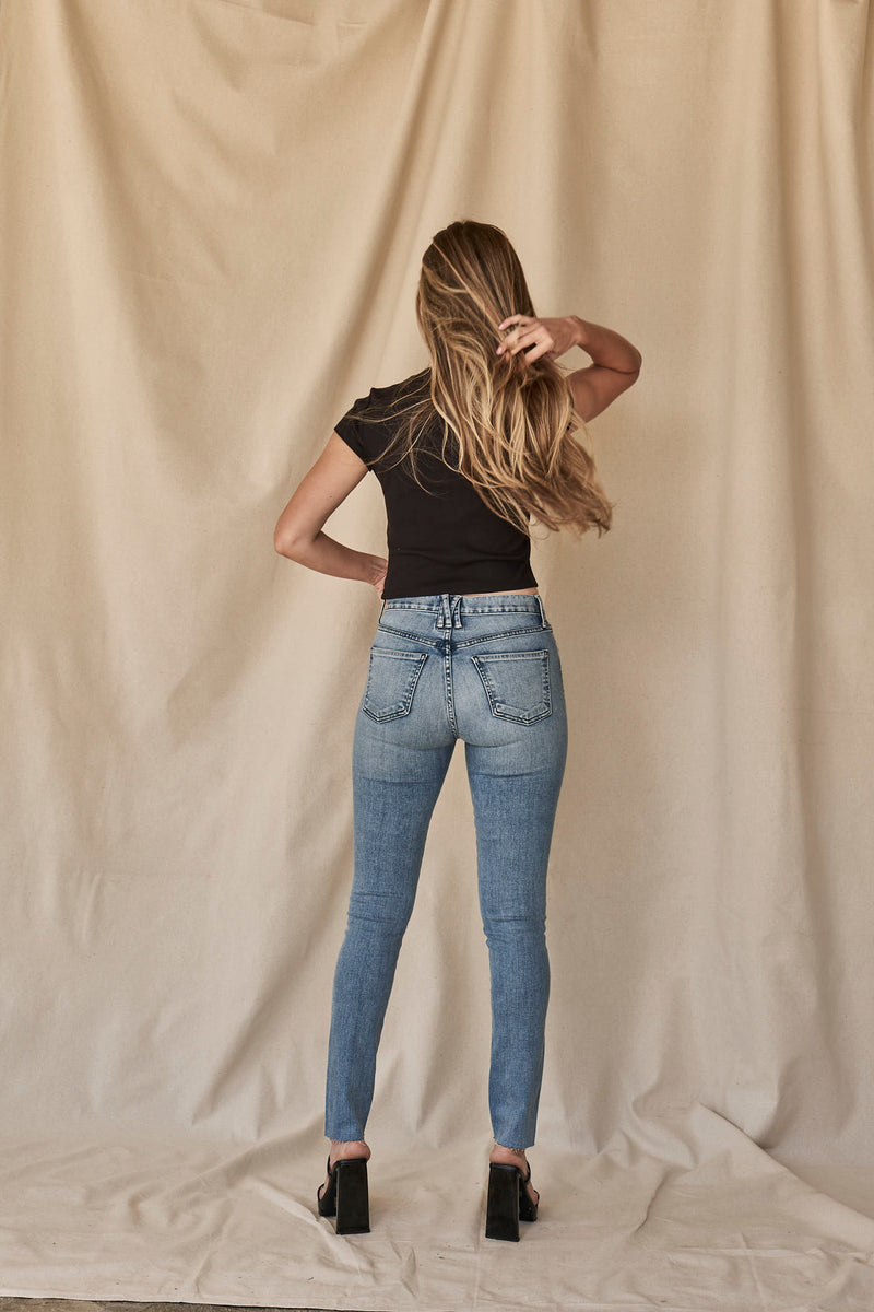 Lani Light Mid-Rise Jean with Raw Hem