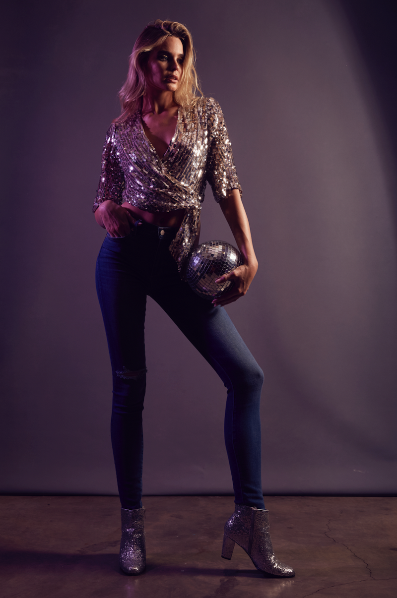 Front View of The Keane from Disco photoshoot